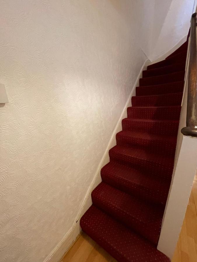 Elmdene Road Apartment ลอนดอน ภายนอก รูปภาพ
